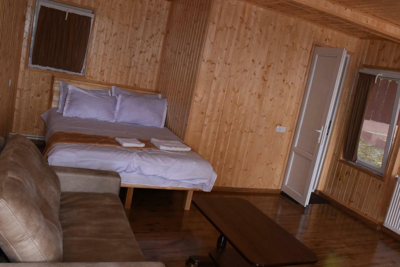 Bed and Breakfast Nikala Telavi Exterior foto